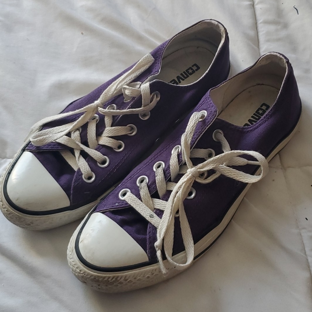 purple converse